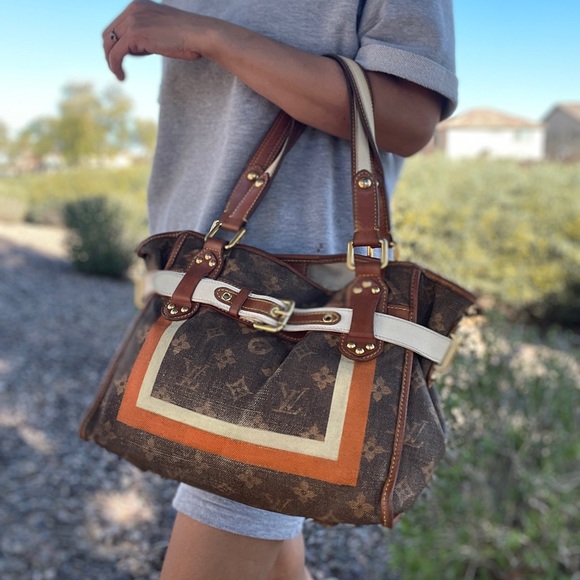 Louis Vuitton Handbags - 💝RARE 💝LOUIS VUITTON Tisse Rayures Pm tote bag